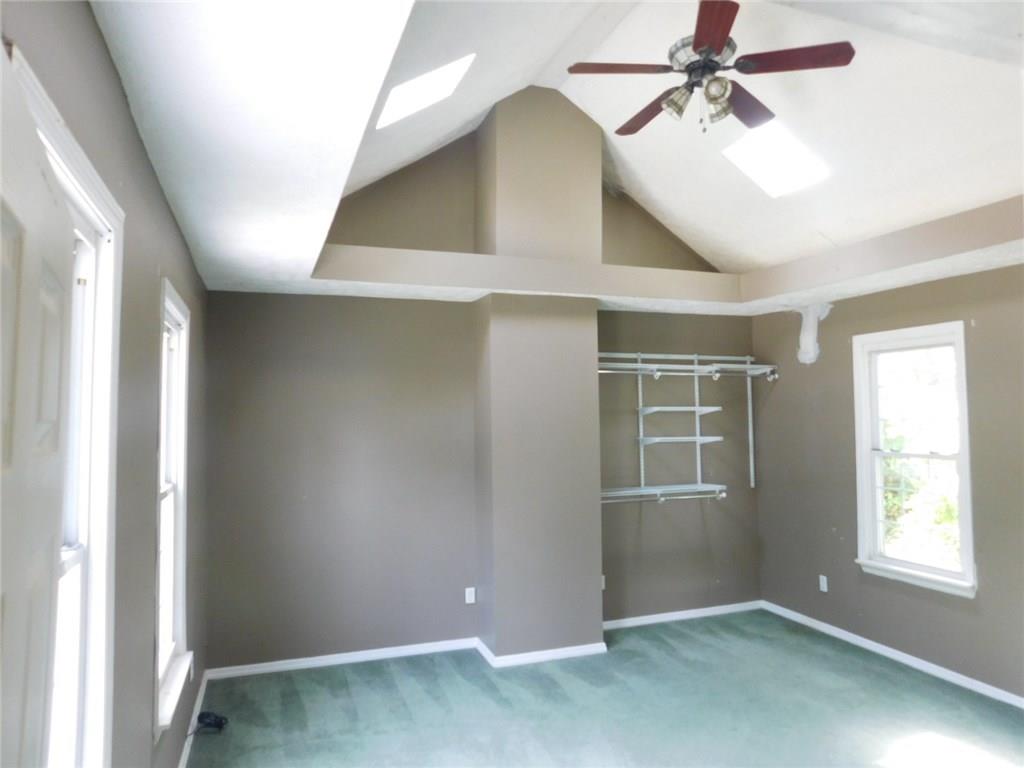 105 Soose Road Pittsburgh, PA 15209 - Photo 4 of 9 Gallery Image 4