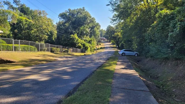 $7,800 | 117 East Martin Luther King Junior Boulevard, Chattahoochee, FL 32324