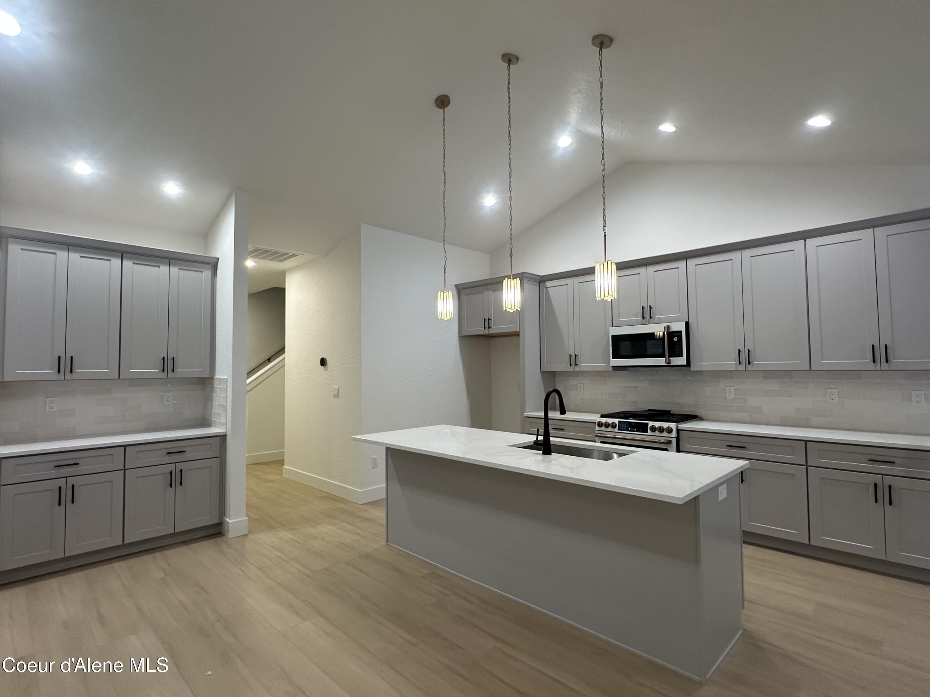 7705 East Howard Road Athol, ID 83801 - Photo 7 of 28 IMG_8817