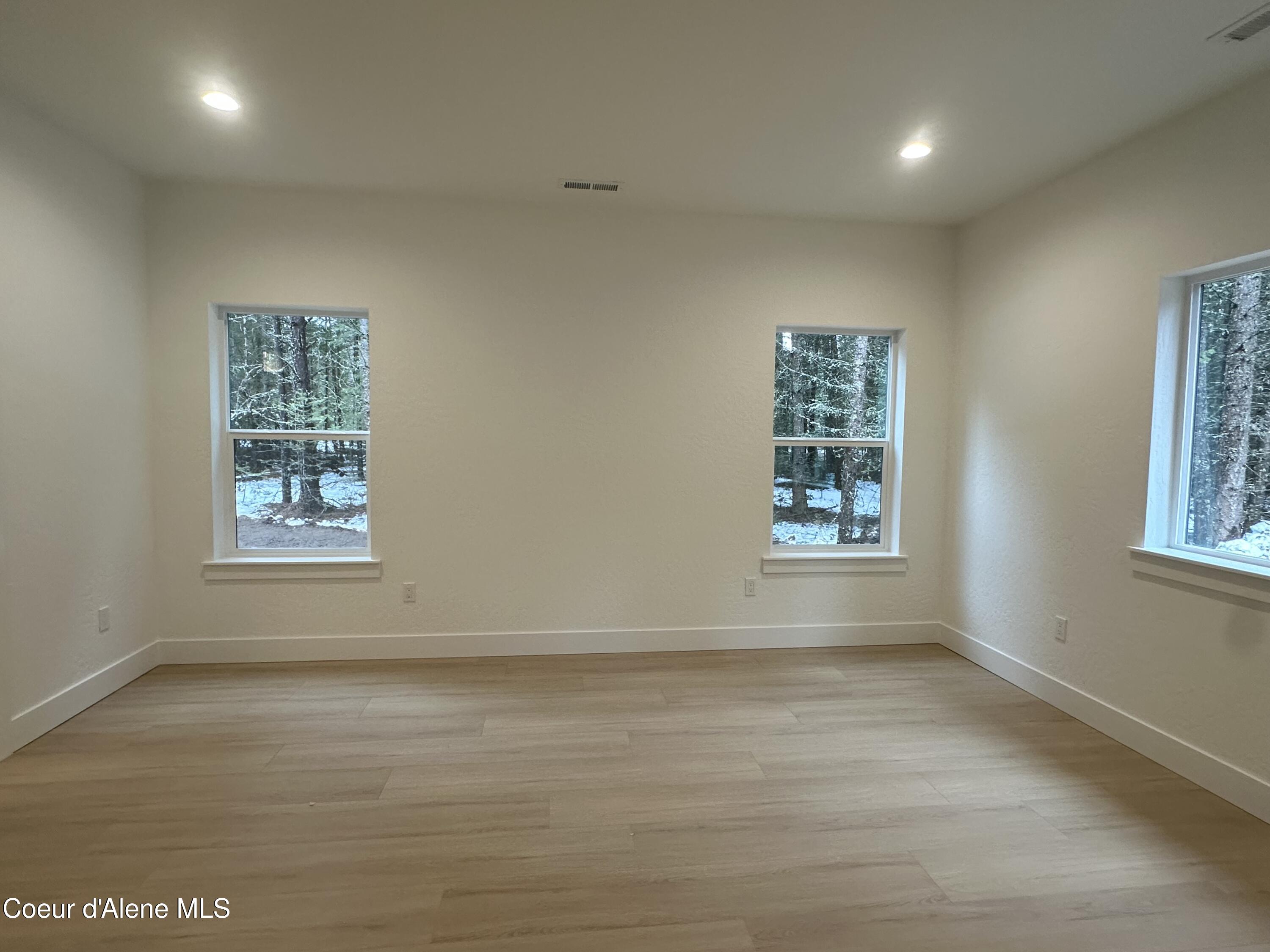 7705 East Howard Road Athol, ID 83801 - Photo 9 of 28 IMG_8821