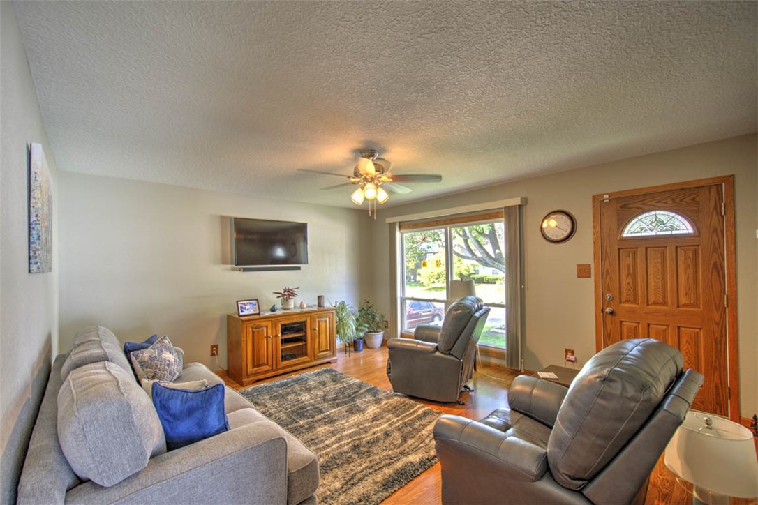 2146 North Dennis Avenue Decatur, IL 62526 - Photo 7 of 30