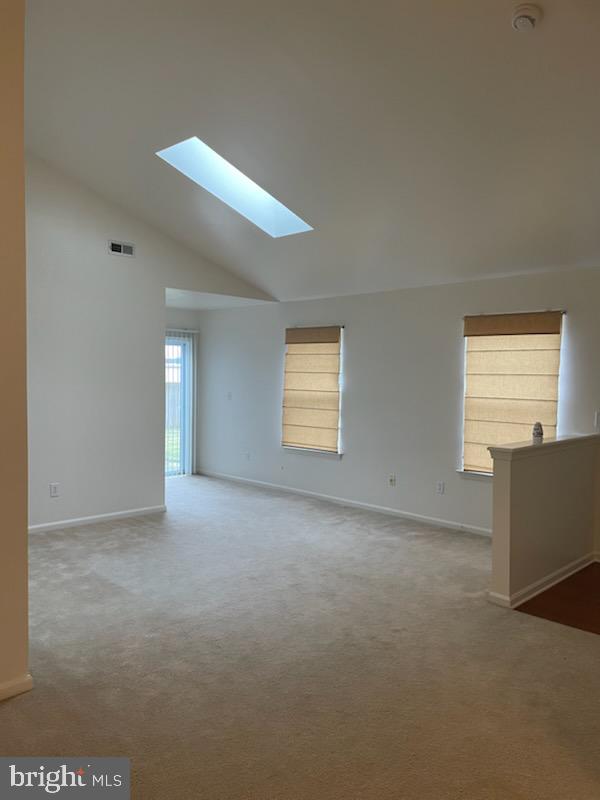 28 Palmer Square Beverly, NJ 08010 - Photo 7 of 12 a view of empty room with window