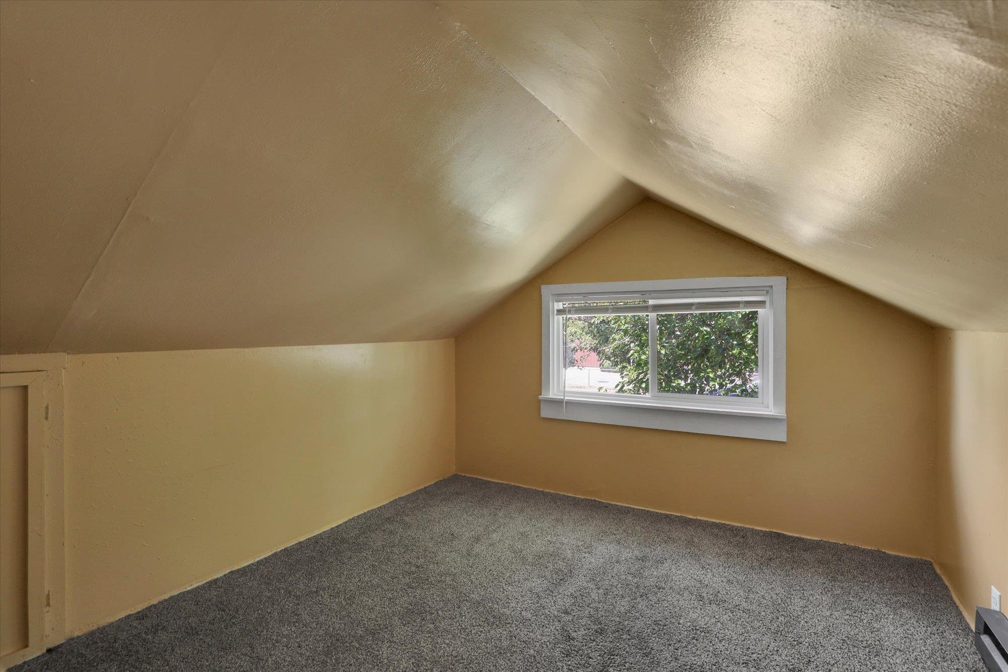 726 East Rockwell Avenue Spokane, WA 99207 - Photo 13 of 41