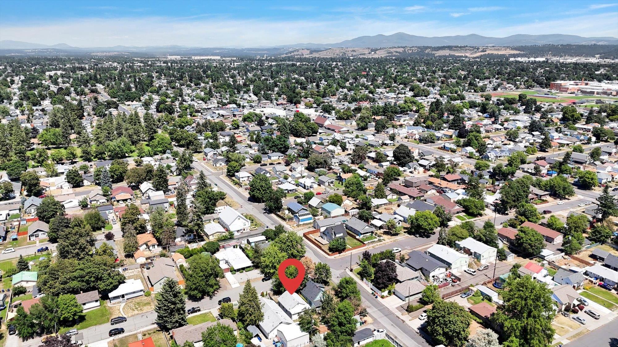 726 East Rockwell Avenue Spokane, WA 99207 - Photo 35 of 41