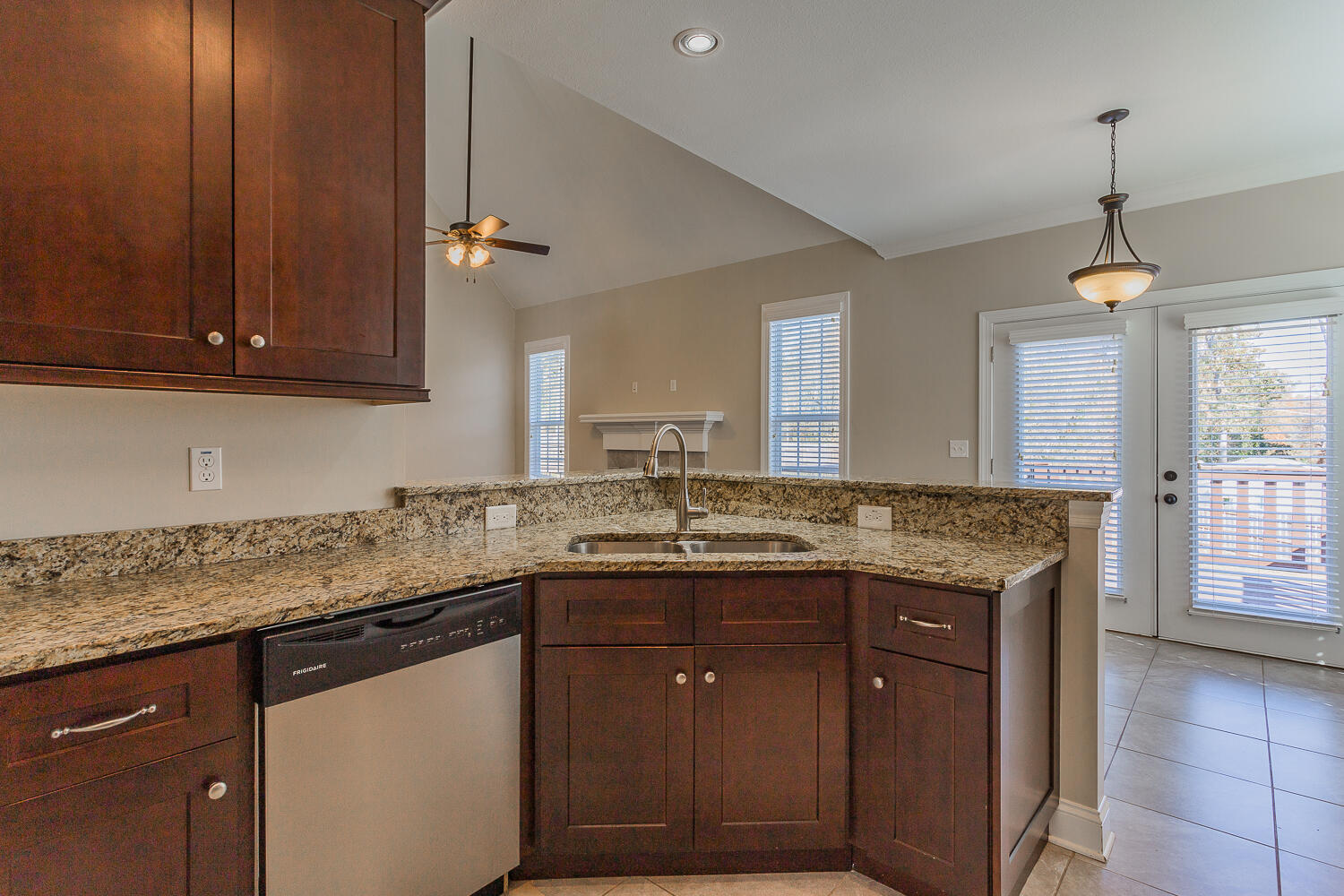 10051 Forest Trail Ooltewah, TN 37363 - Photo 5 of 28 IMG_2238