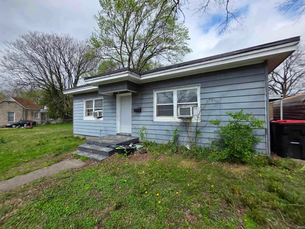$55,000 | 121 West 9th Street, Mount Vernon, IN 47620