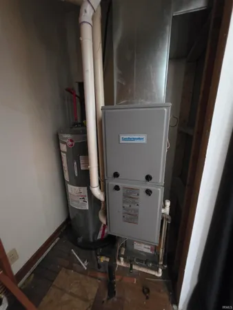 $55,000 | 121 West 9th Street, Mount Vernon, IN 47620