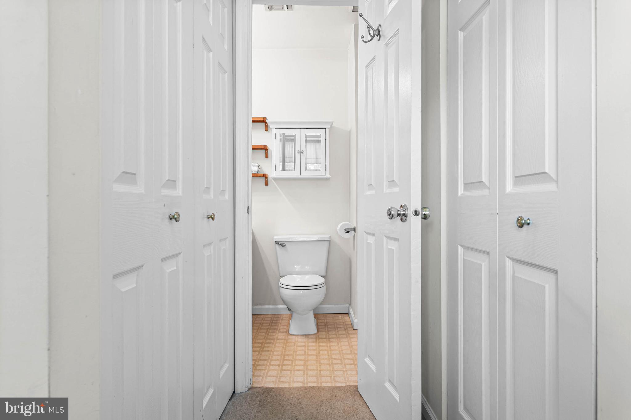 327 McIntosh Road West Chester, PA 19382 - Photo 17 of 27 Primary En Suite Bathroom
