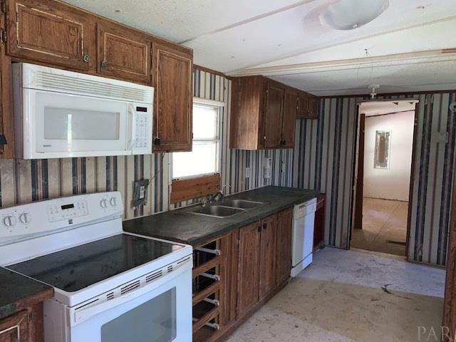 7470 Brooklyn Road Evergreen, AL 36401 - Photo 9 of 38