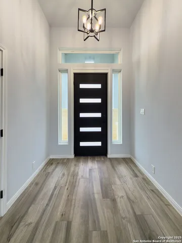 $419,999 | 105 Merion Lane, La Vernia, TX 78121