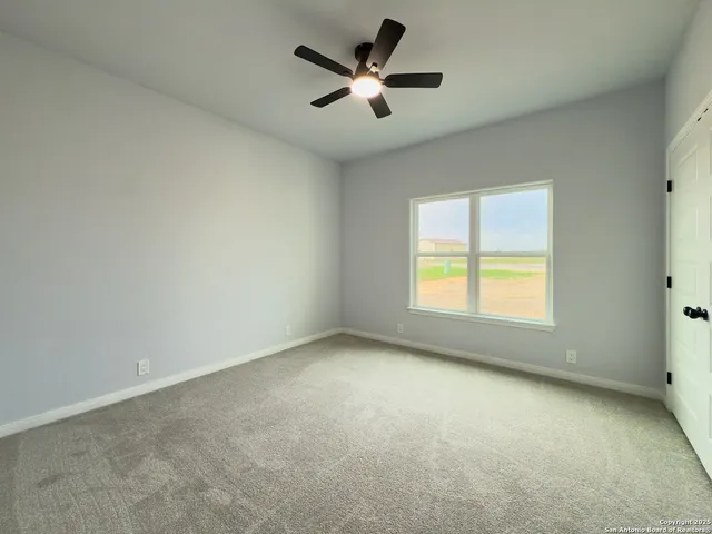 $419,999 | 105 Merion Lane, La Vernia, TX 78121