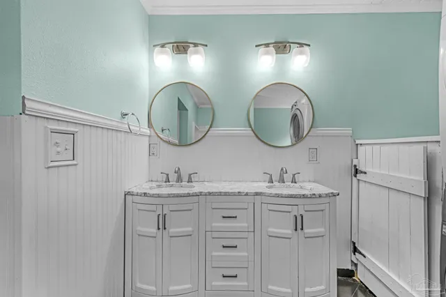 $1,950 | 303 Southeast Gilliland Road, Pensacola, FL 32507