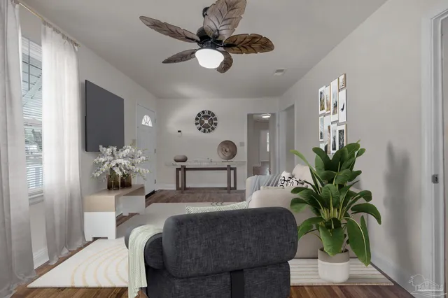 $1,950 | 303 Southeast Gilliland Road, Pensacola, FL 32507