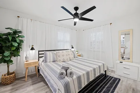 $649,000 | 1813 Southwest 10th Court, Fort Lauderdale, FL 33312