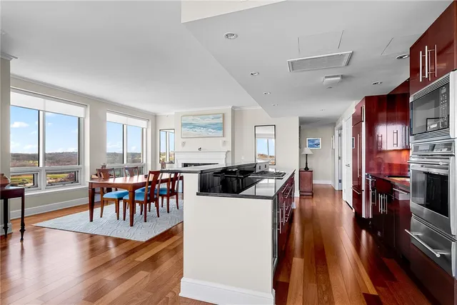 $786,000 | 1 Tower Drive, Unit 1106, Portsmouth, RI 02871