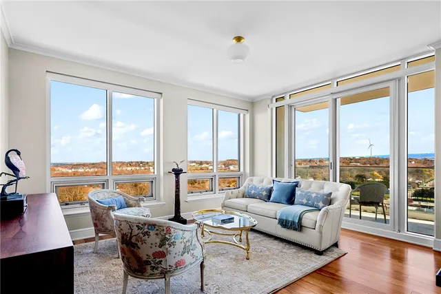 $786,000 | 1 Tower Drive, Unit 1106, Portsmouth, RI 02871