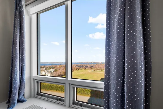 $786,000 | 1 Tower Drive, Unit 1106, Portsmouth, RI 02871