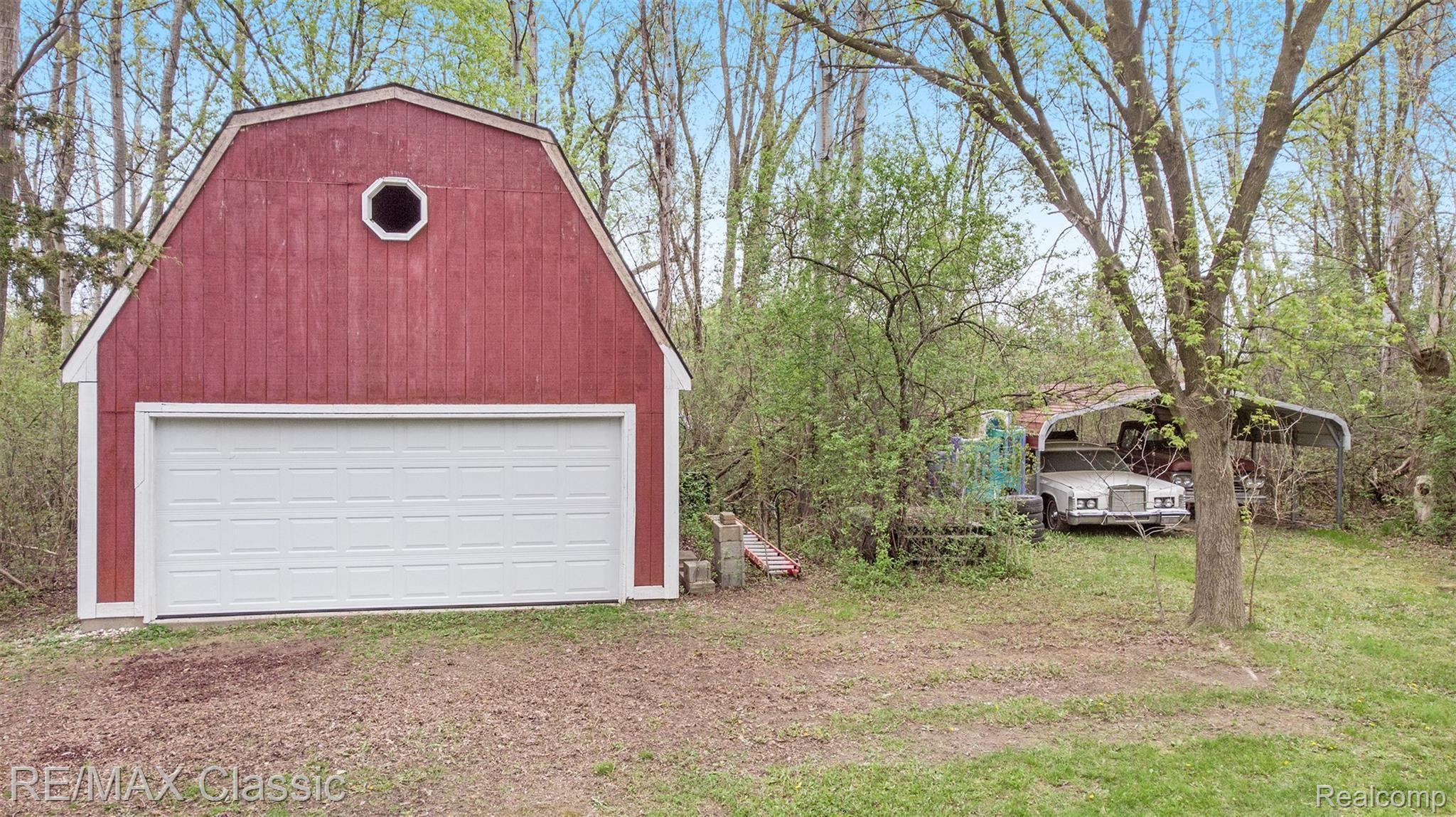 2800 Wixom Road Commerce Township, MI 48382 - Photo 5 of 38 20 x 20 Hip Roof with a 10x20 loft