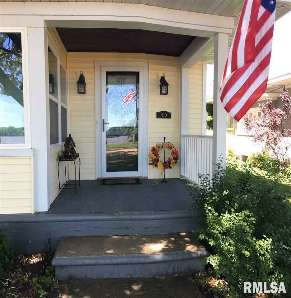 910 River Street Sabula, IA 52070 - Photo 2 of 23 Gallery Image 2