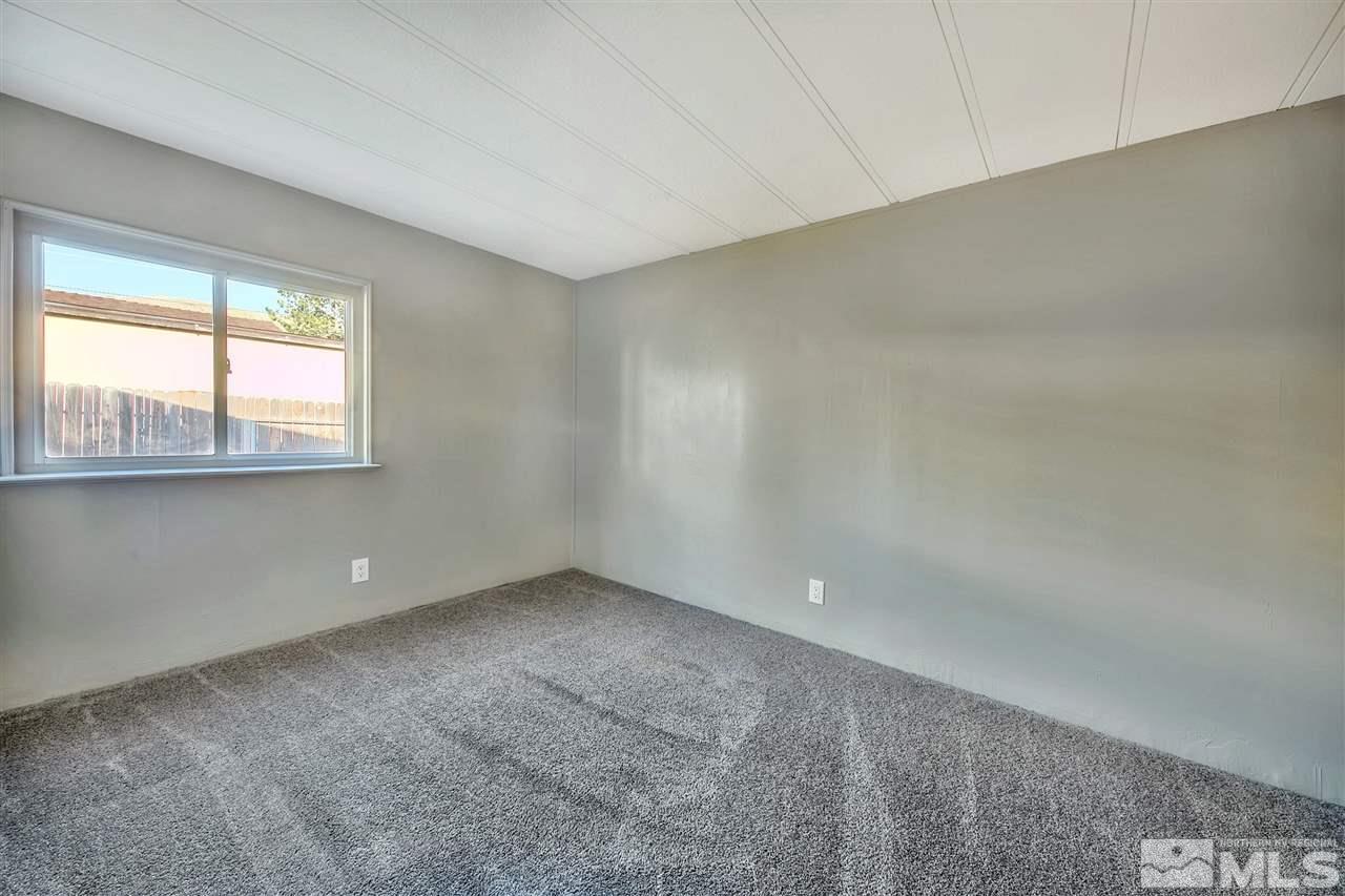 17275 Waxwing Street Reno, NV 89508 - Photo 15 of 17 Photo 15