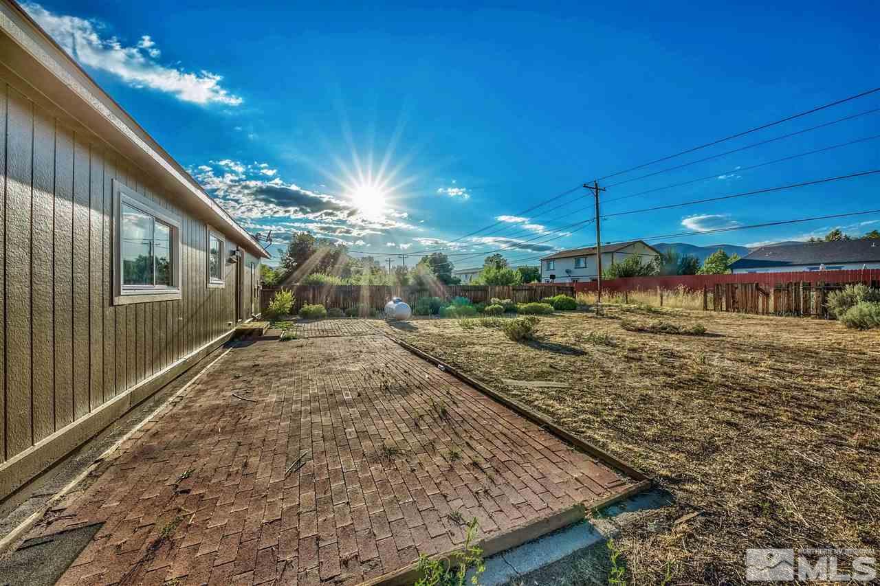 17275 Waxwing Street Reno, NV 89508 - Photo 5 of 17 Photo 5