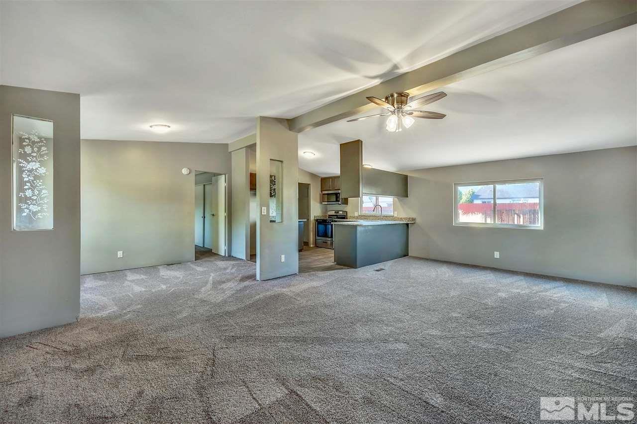 17275 Waxwing Street Reno, NV 89508 - Photo 7 of 17 Photo 7