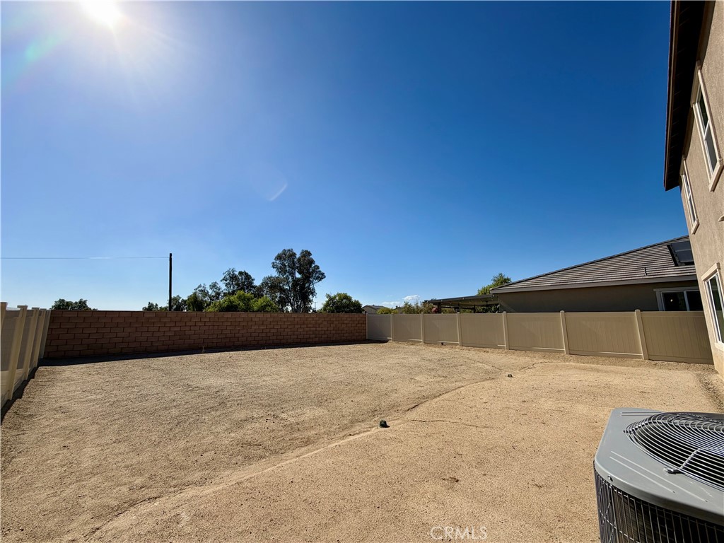 9643 Babaco Street Riverside, CA 92508 - Photo 18 of 18 Back Yard