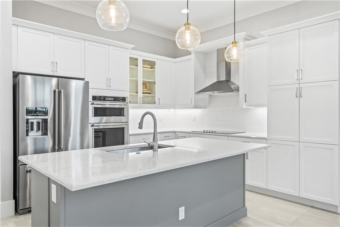 2152 Falls Manor Vero Beach, FL 32967 - Photo 7 of 36