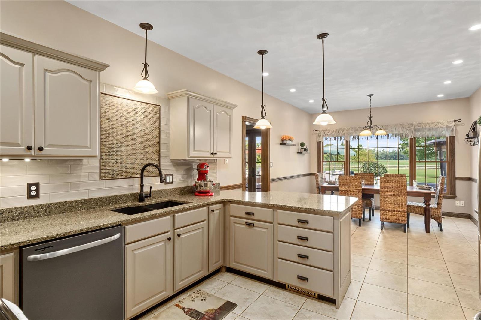 12931 Rose Road Trenton, IL 62293 - Photo 16 of 50