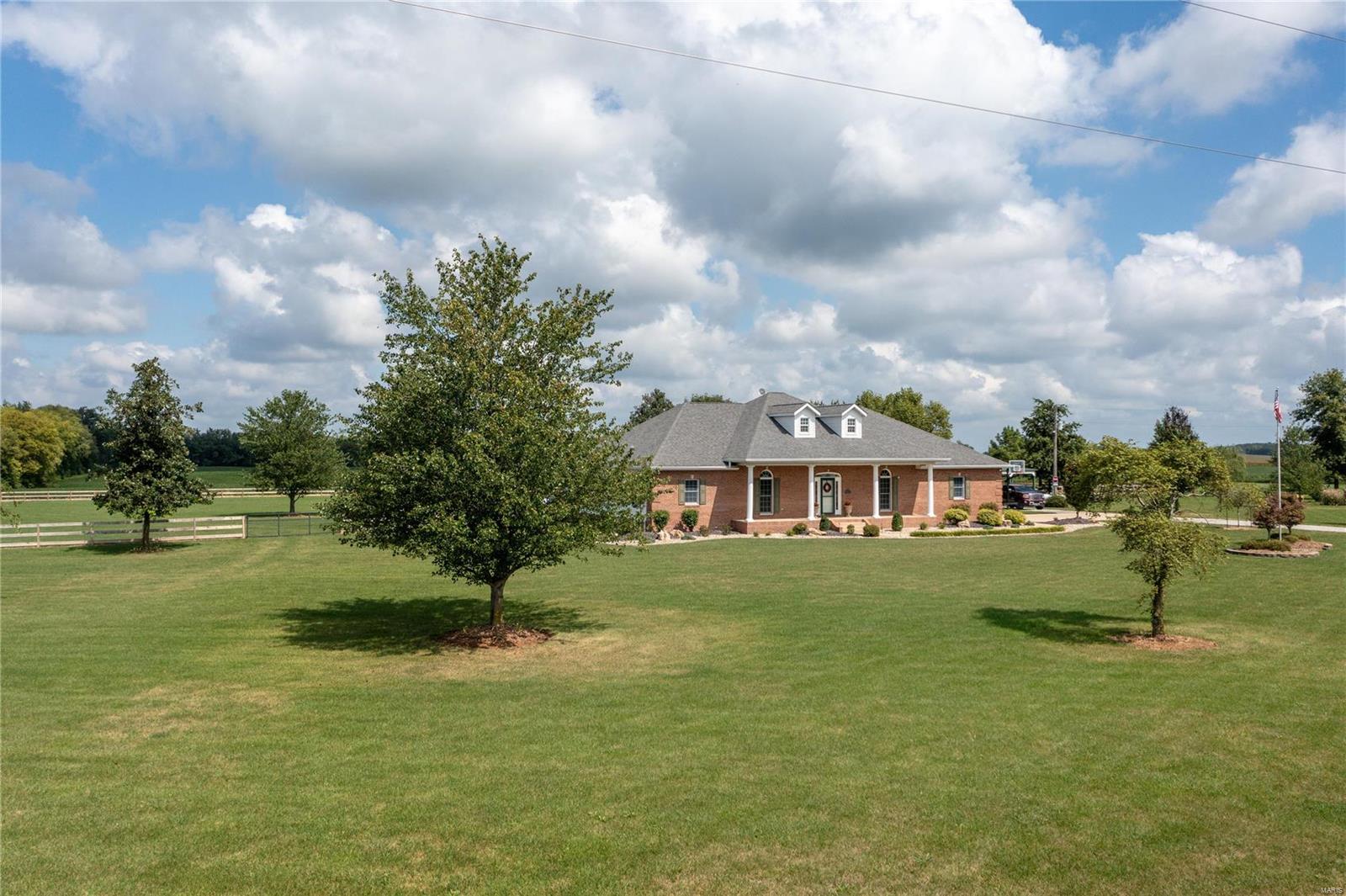 12931 Rose Road Trenton, IL 62293 - Photo 35 of 50