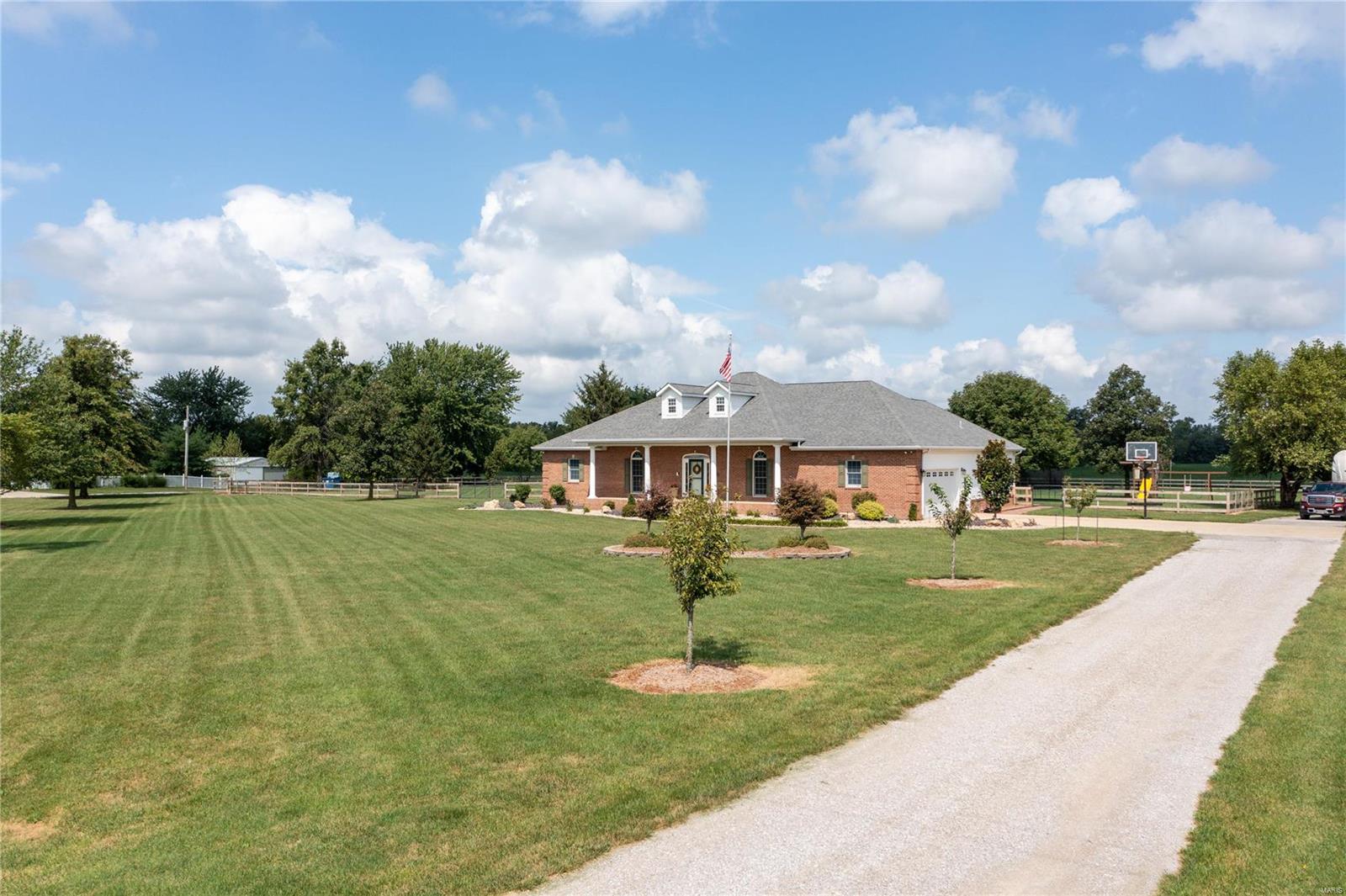 12931 Rose Road Trenton, IL 62293 - Photo 37 of 50
