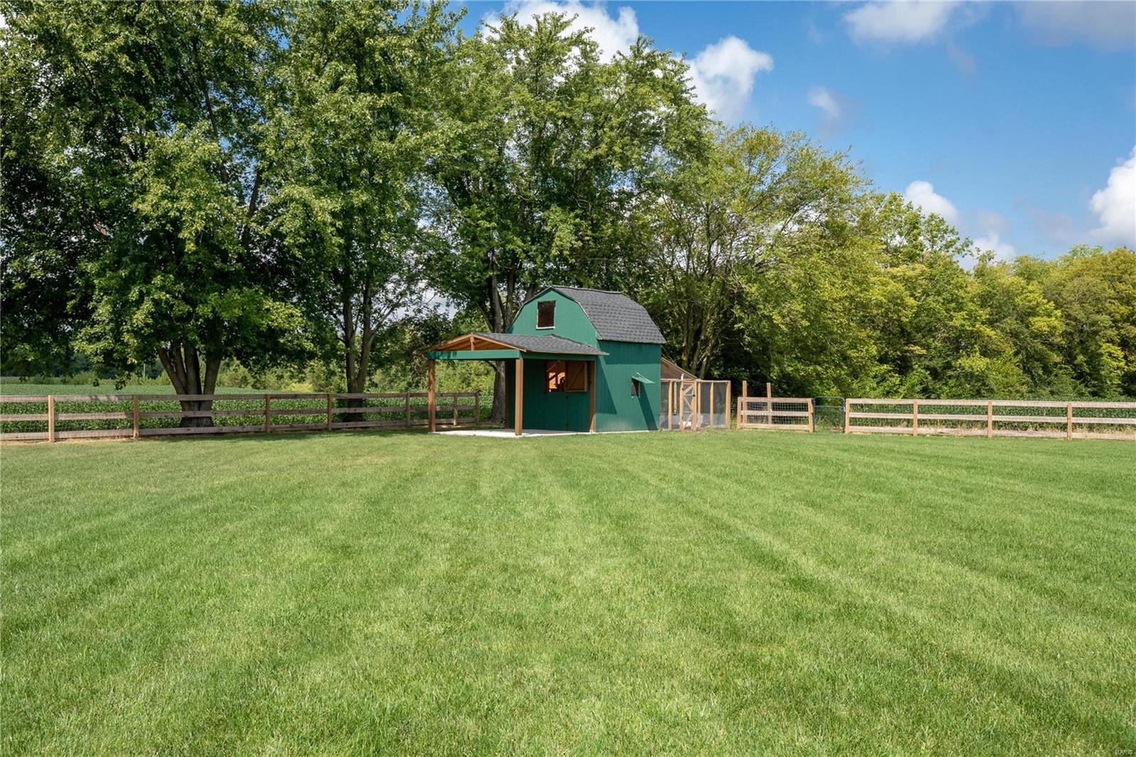 12931 Rose Road Trenton, IL 62293 - Photo 42 of 50