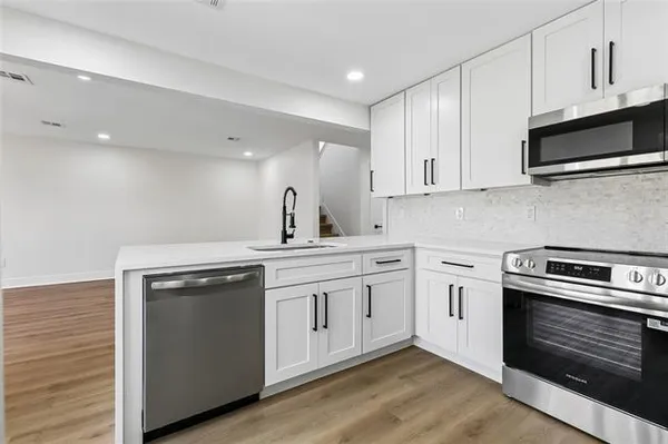 $154,900 | 1500 West Esplanade Avenue, Unit 5B, Kenner, LA 70065