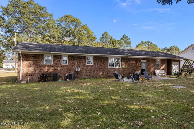 $180,000 | 3718 Thorne Drive, Farmville, NC 27828