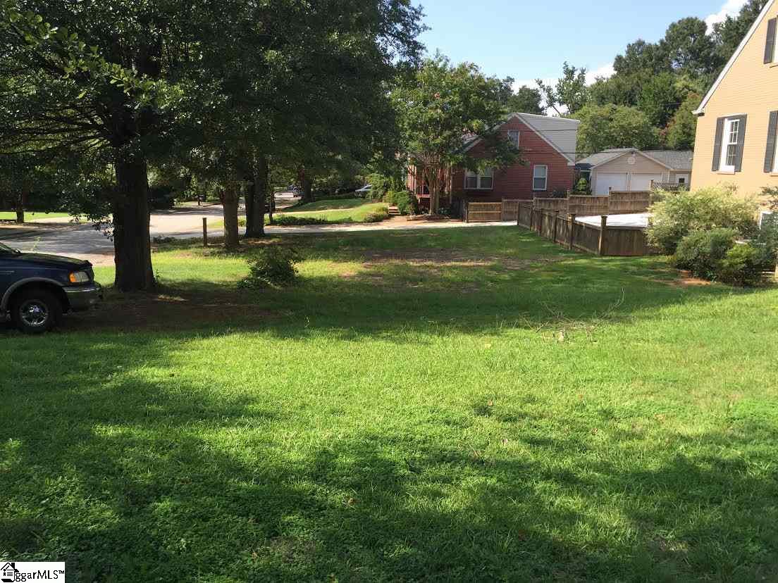 201 East Faris Road Greenville, SC 29605 - Photo 4 of 6 Gallery Image 4