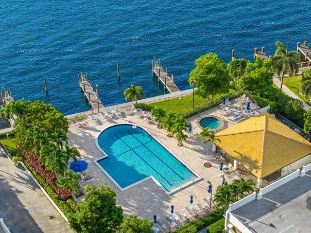 $1,649,000 | 3400 South Ocean Boulevard, Unit PHG, Highland Beach, FL 33487