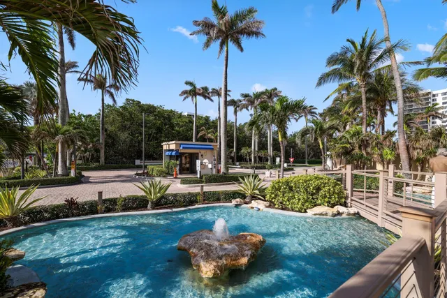 $1,649,000 | 3400 South Ocean Boulevard, Unit PHG, Highland Beach, FL 33487