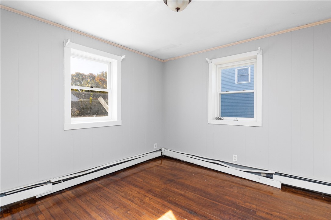 14 Harbourd Road Johnston, RI 02919 - Photo 10 of 25 Gallery Image 10