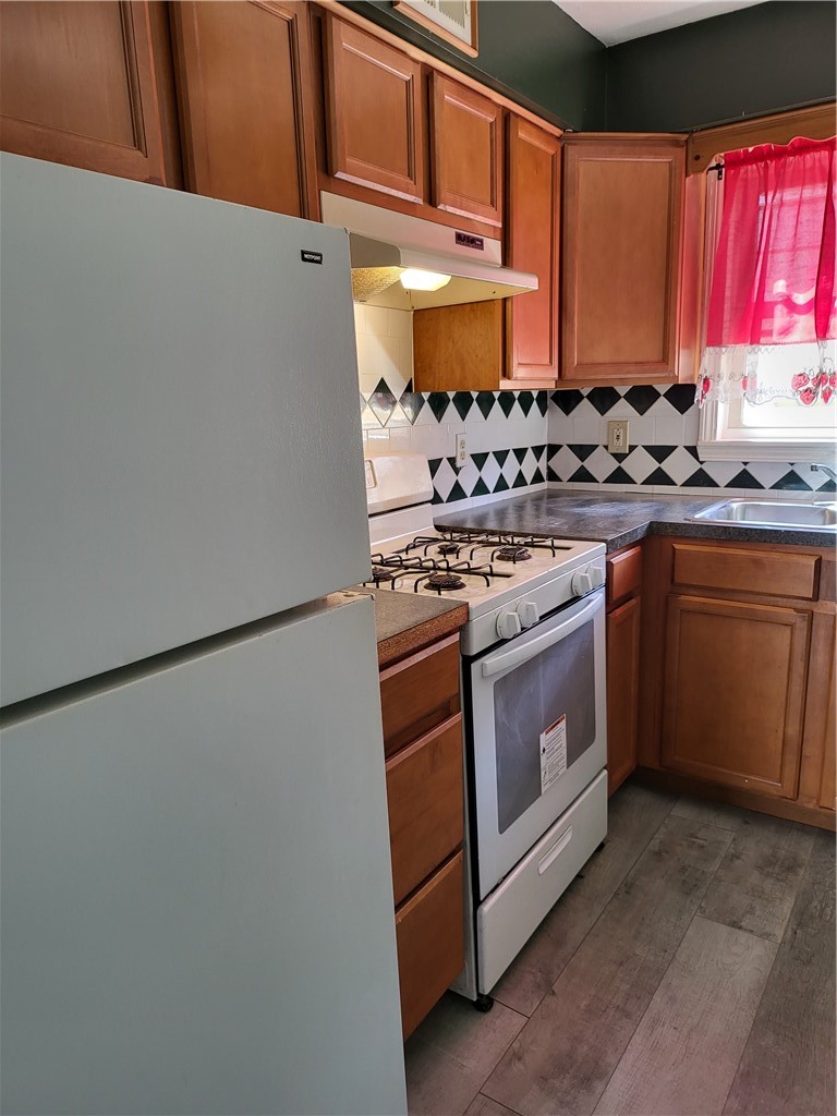 127 Sherman Street Pawtucket, RI 02860 - Photo 10 of 14