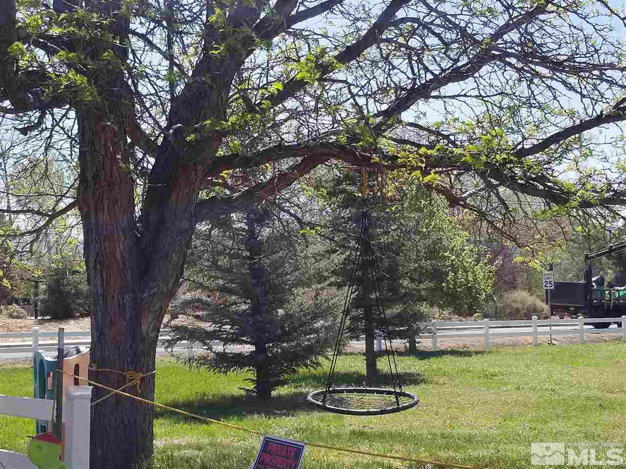 880 Del Monte Lane Reno, NV 89511 - Photo 3 of 26 Photo 3