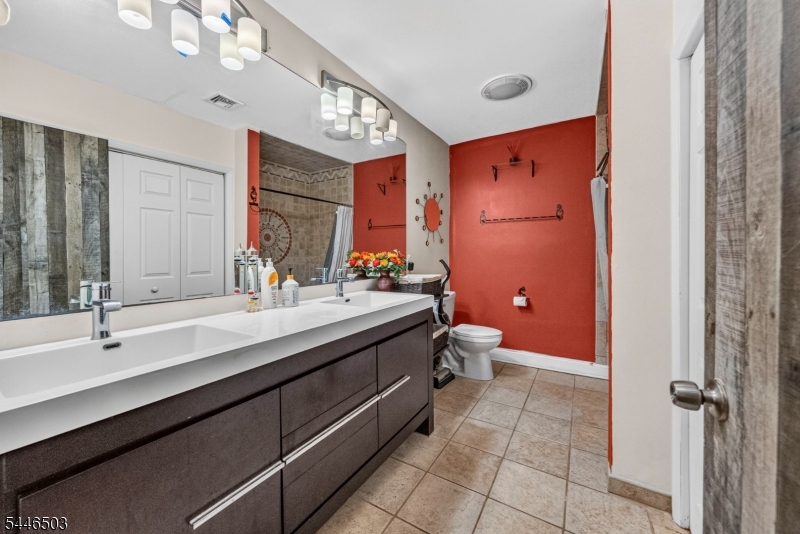 14 Waughaw Road Montville, NJ 07082 - Photo 18 of 50 Gallery Image 18