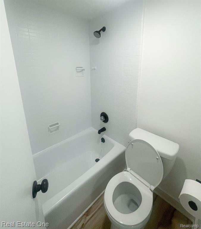 19710 West 13 Mile Road, Unit 106 Beverly Hills, MI 48025 - Photo 30 of 40