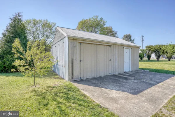 $225,000 | 242 Jackson Ditch Road, Harrington, DE 19952