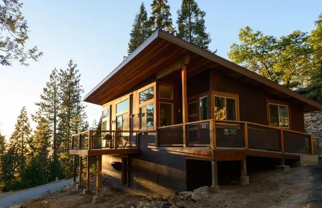 $1,248,000 | 7436 Yosemite Park Way, Yosemite National Park, CA 95389