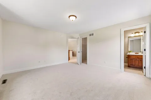 $1,100,000 | 6137 Niagara Lane North, Plymouth, MN 55446