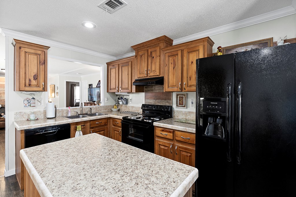 109 Quail Road Ninety Six, SC 29666 - Photo 2 of 17 Gallery Image 2