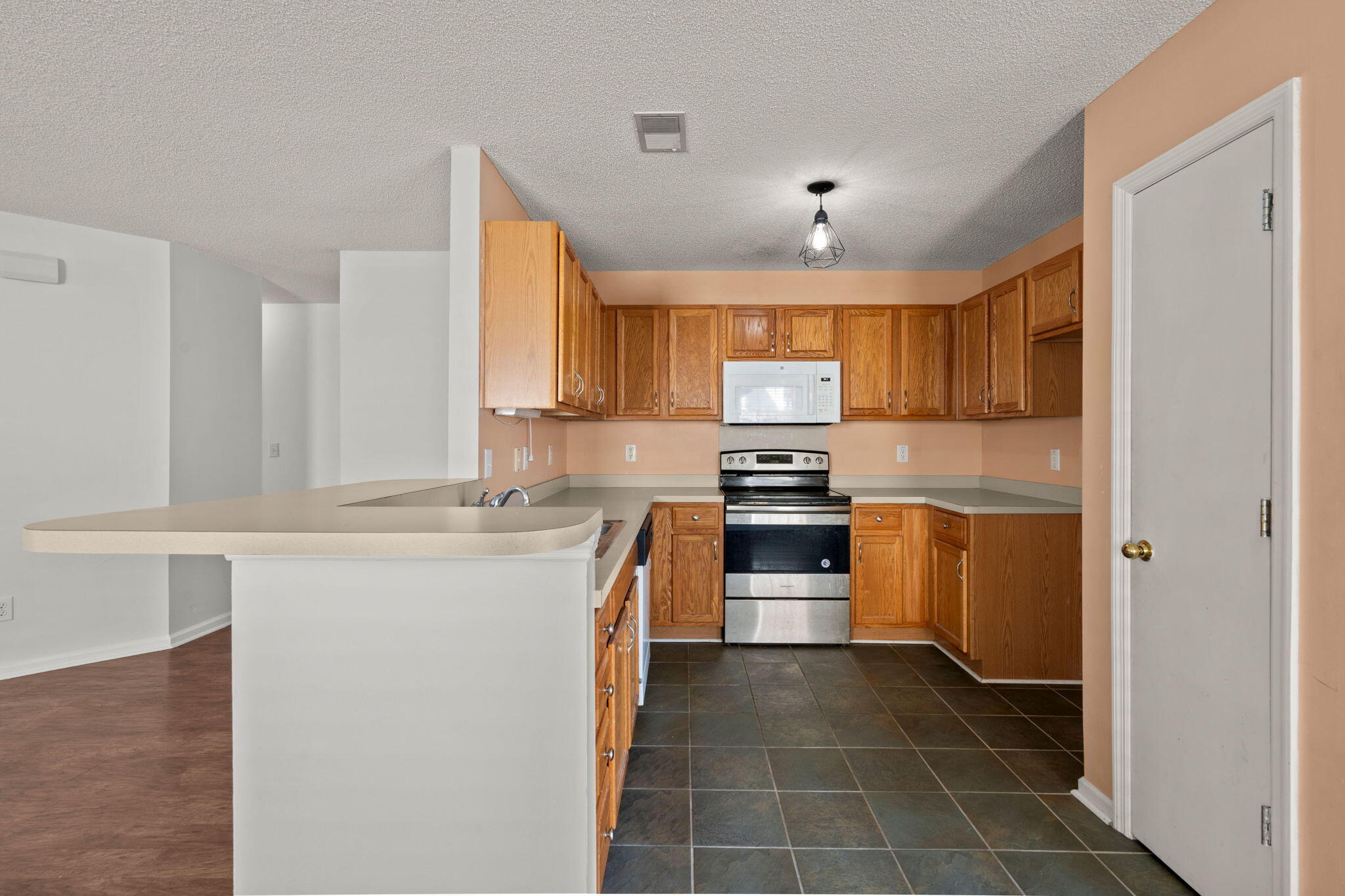 142 2 Pond Loop Ladson, SC 29456 - Photo 11 of 31 11