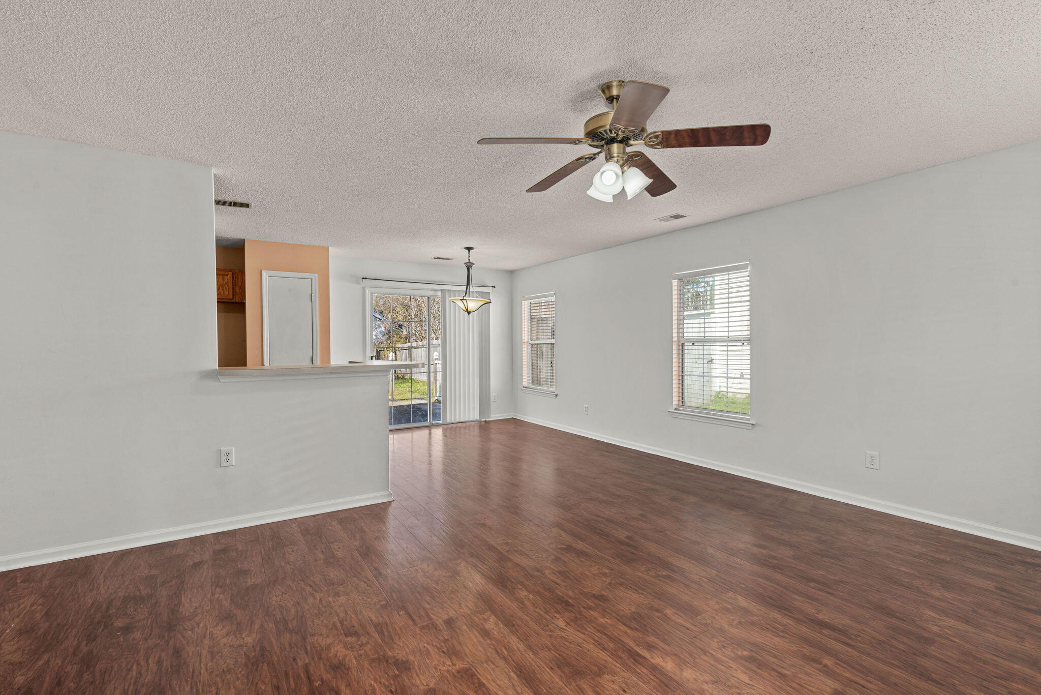 142 2 Pond Loop Ladson, SC 29456 - Photo 8 of 31 8