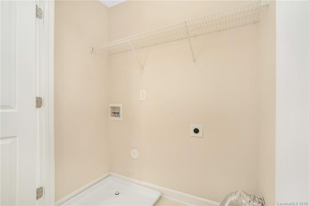 5132 Prosperity Church Road Charlotte, NC 28269 - Photo 27 of 32 a bathroom with a shower