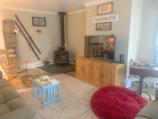 46 Main Street Unity, ME 04988 - Photo 21 of 49 Family room